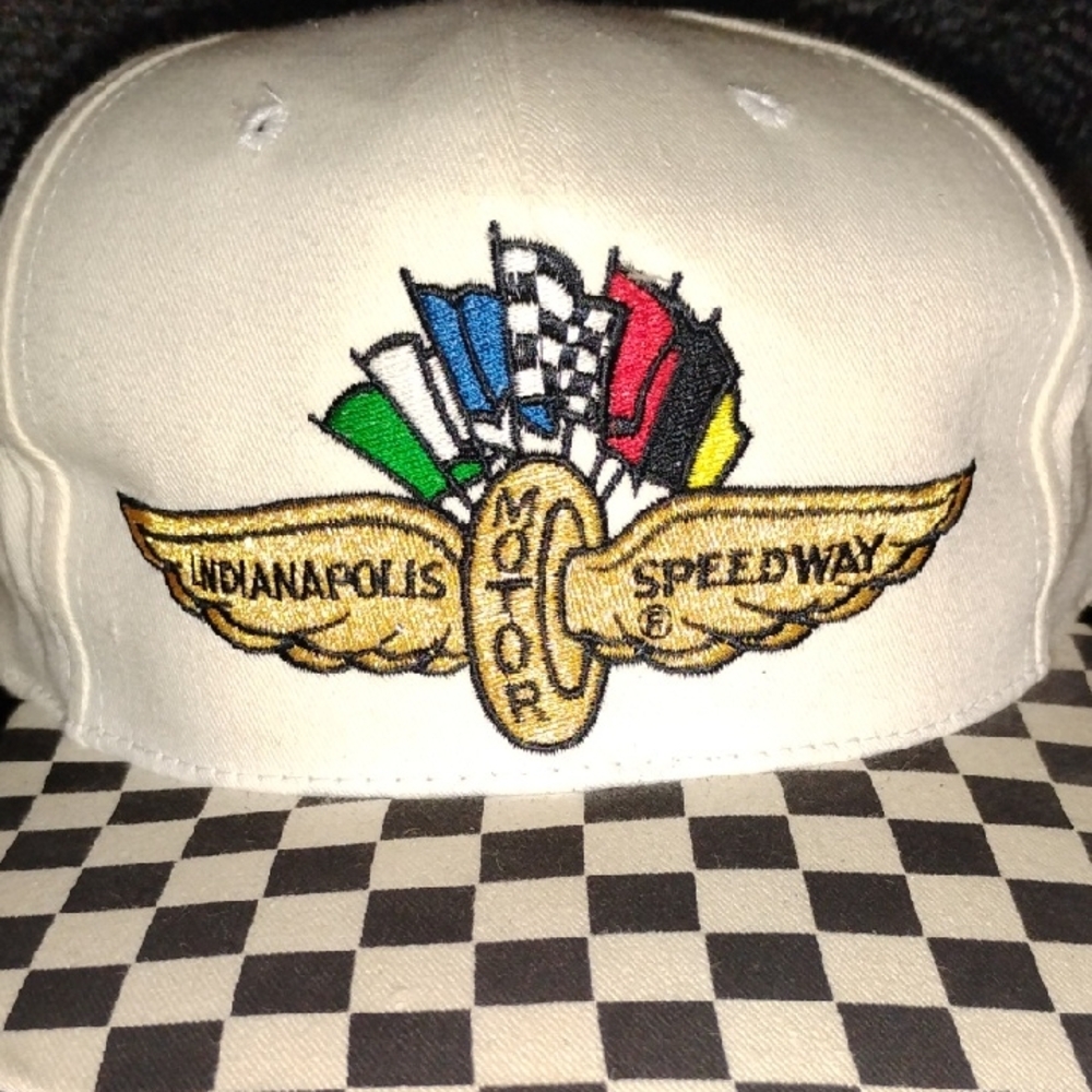 Rare Indianapolis Motor Speedway Checkered Flag White Cap